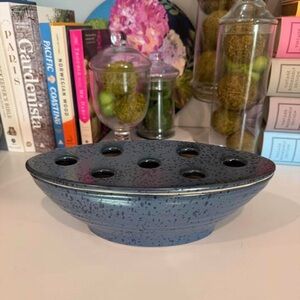 Anthropologie Riverbed Vase detachable lid Speckled Blue Ceramic Flower Frog NWT